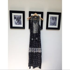 NWOT Bohemian Floral Ruffle Maxi Dress